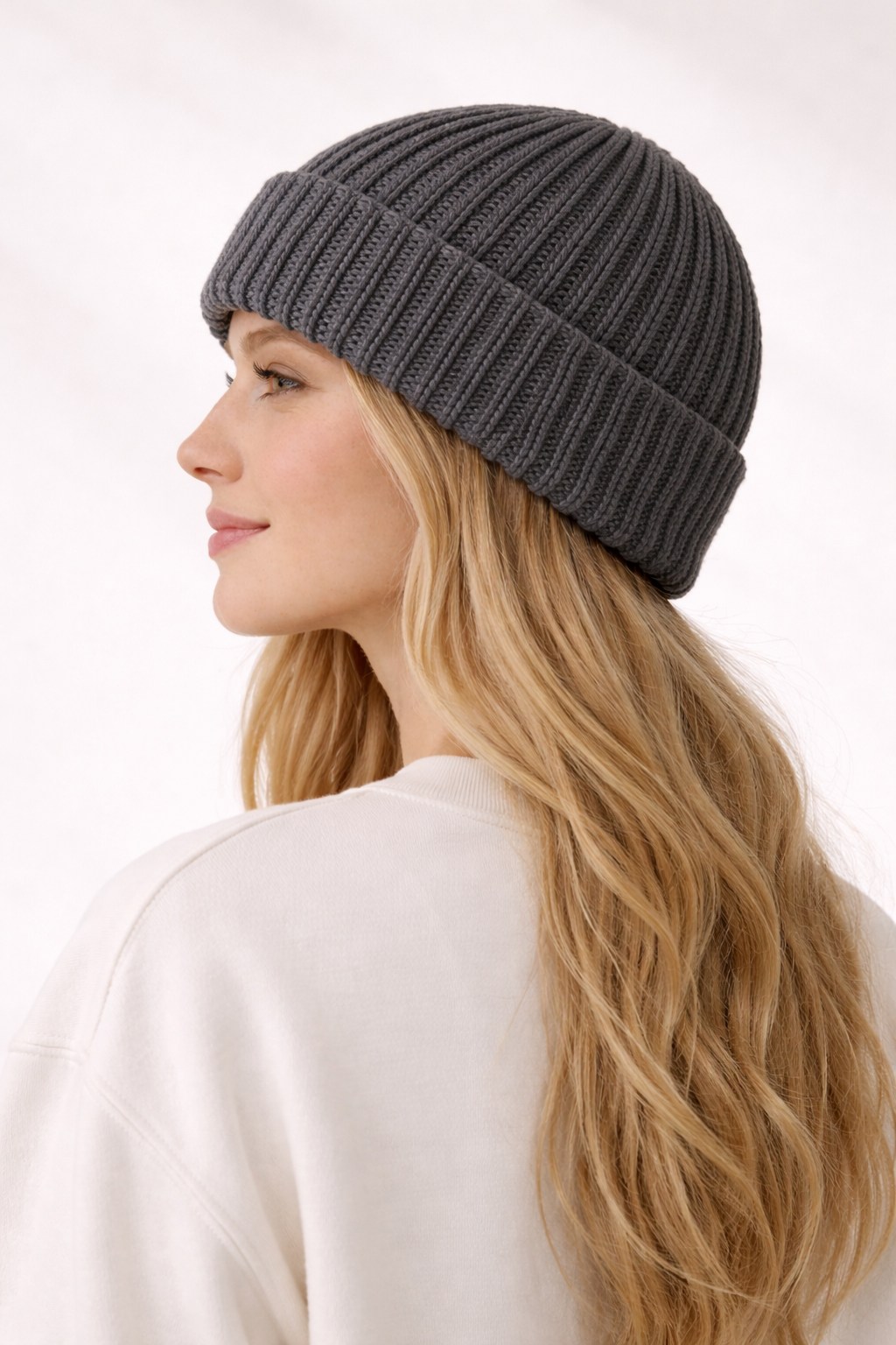 Chunky Knit Beanie - Black Natural